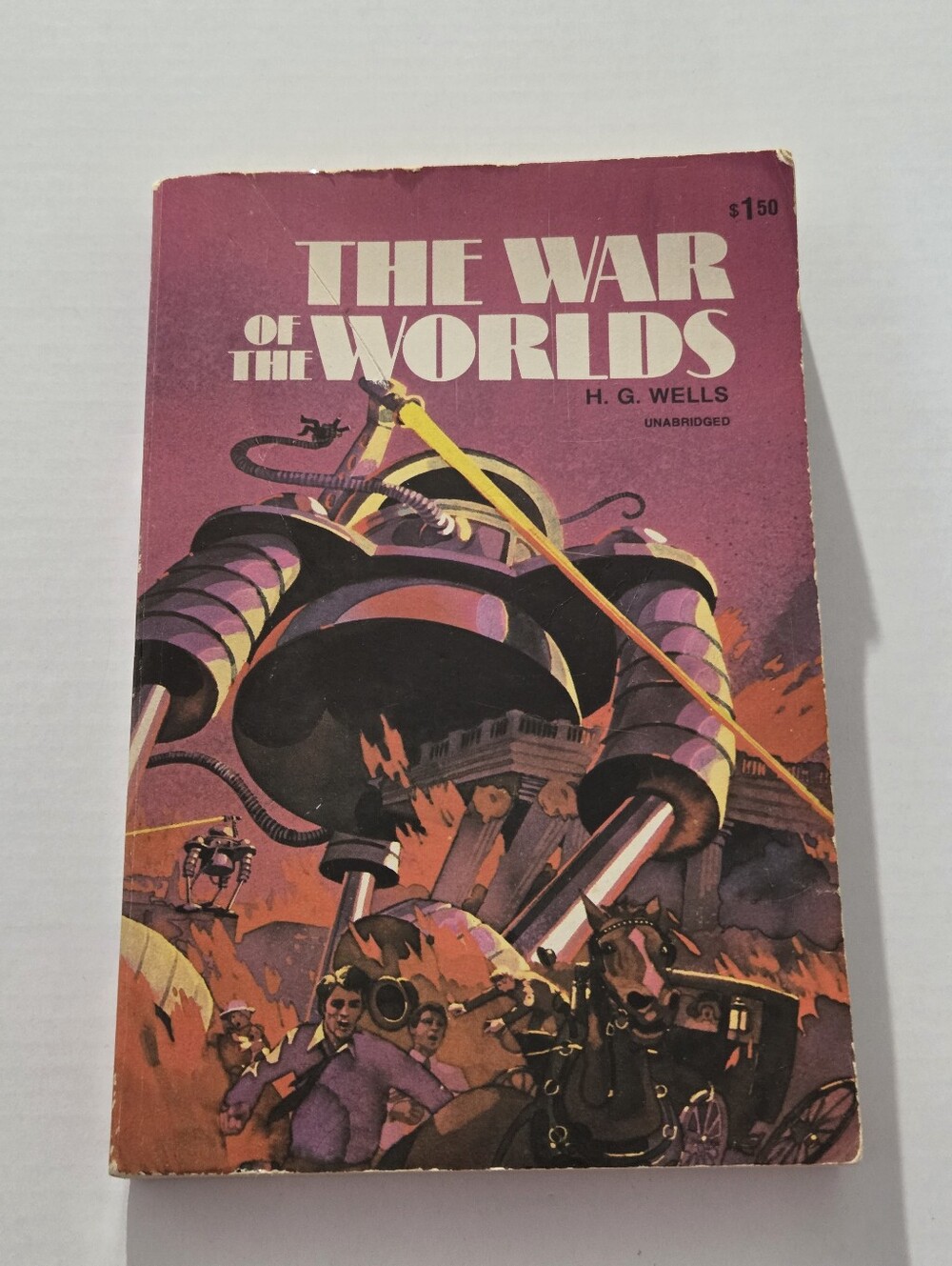 (5/$25) Vintage 1978 The War of the Worlds Paperback - Illustrated Cover